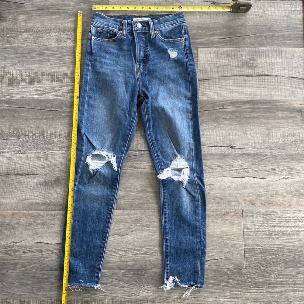 Levi’s Wedgie Jeans - Picture 6 of 6